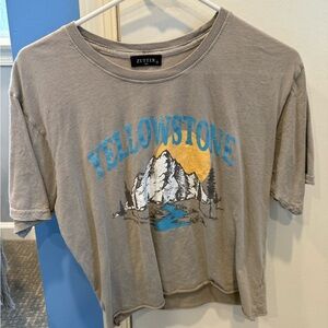 Zutter Yellowstone Graphic Tee